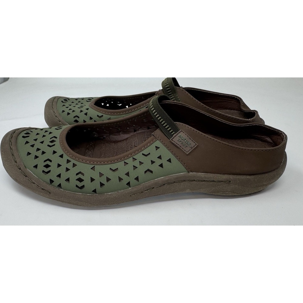 Muk Luks Justine Slip On Green Brown Geometric Womens 9 Sandals Mary Janes